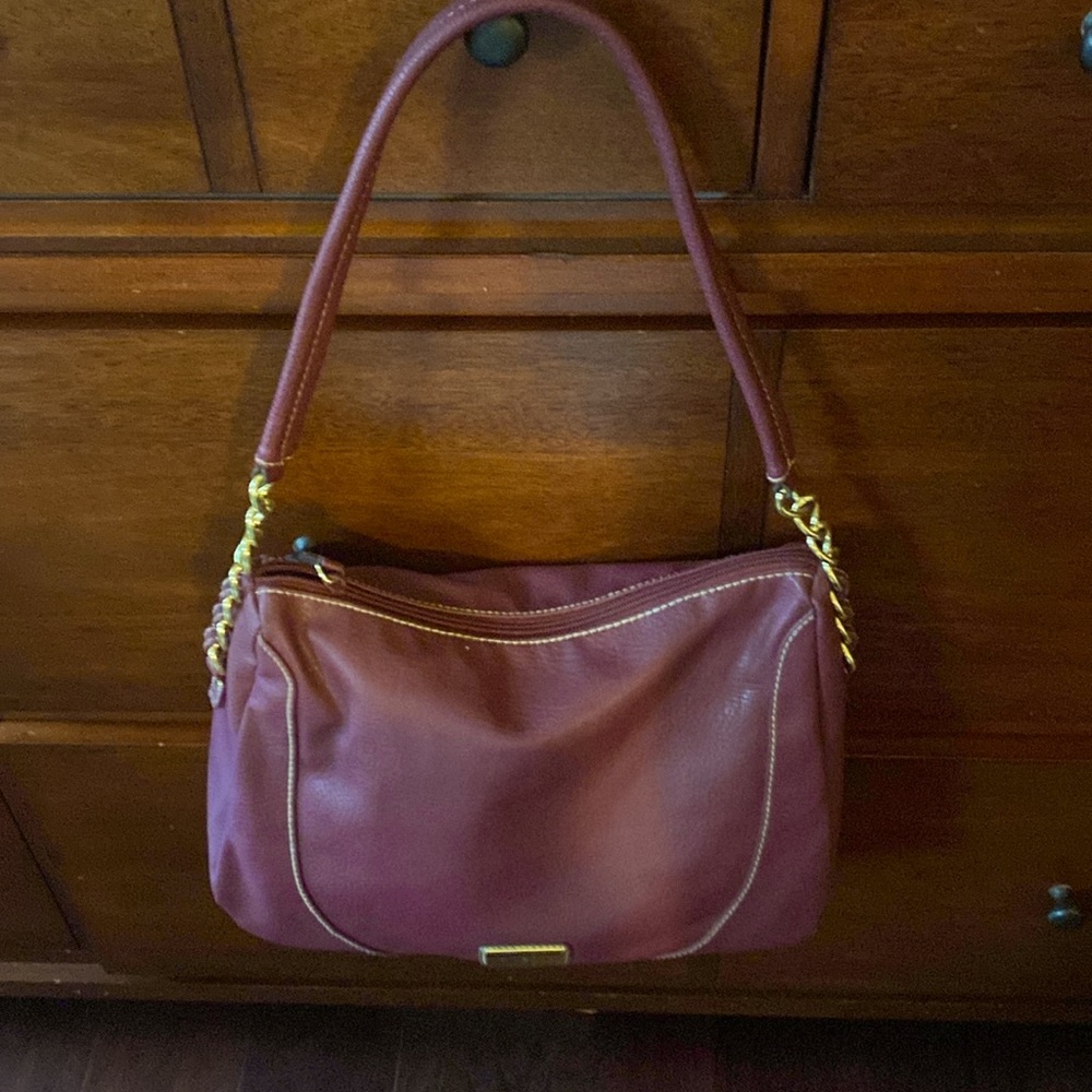 Womens Liz Claiborne Faux Leather Shoulder Bag Burgundy